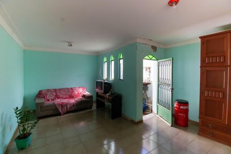 Casa à venda com 124m², 3 quartos e 1 vaga Casa à venda com 124m², 3 quartos e 1 vagaSala