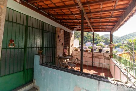 Casa à venda com 124m², 3 quartos e 1 vaga Casa à venda com 124m², 3 quartos e 1 vagaÁrea externa