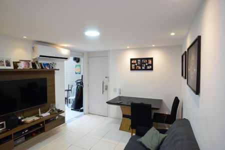 Sala de apartamento para alugar com 2 quartos, 63m² em Itanhangá, Rio de Janeiro