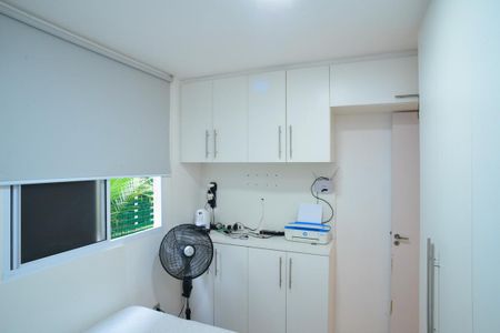Quarto 1 de apartamento para alugar com 2 quartos, 63m² em Itanhangá, Rio de Janeiro