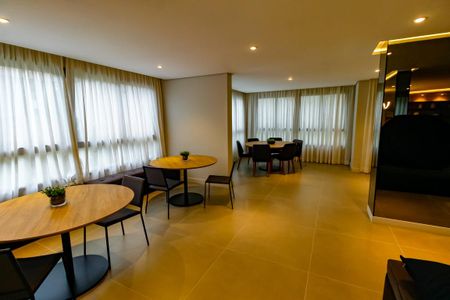 Apartamento para alugar com 38m², 1 quarto e sem vagaÁrea comum - Salão de festas