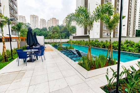 Apartamento para alugar com 38m², 1 quarto e sem vagaÁrea comum - Piscina