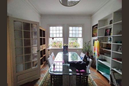 Casa à venda com 5 quartos, 300m² em Perdizes, São Paulo