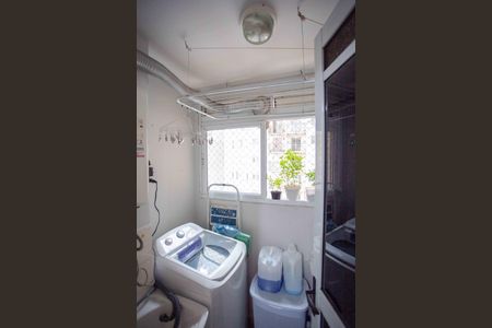 Apartamento à venda com 63m², 3 quartos e 1 vagaÁrea de Serviço