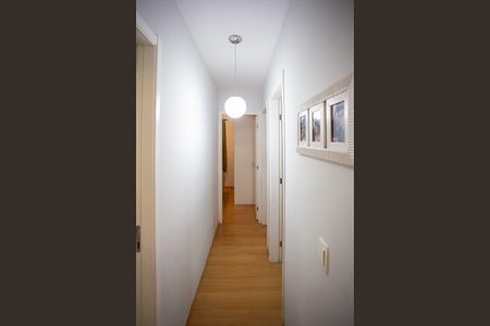 Apartamento à venda com 63m², 3 quartos e 1 vagaCorredor