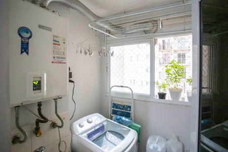 Apartamento à venda com 63m², 3 quartos e 1 vagaÁrea de Serviço