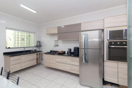 Casa à venda com 145m², 3 quartos e 2 vagasCozinha