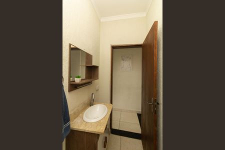 Casa à venda com 145m², 3 quartos e 2 vagasLavabo