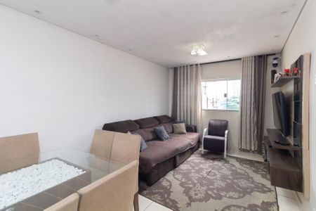 Casa à venda com 145m², 3 quartos e 2 vagasSala