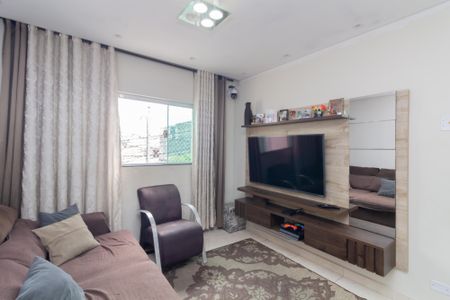 Sala de casa à venda com 3 quartos, 130m² em Vila Carmosina, São Paulo