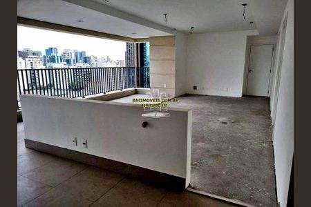Apartamento à venda com 3 quartos, 146m² em Vila Nova Conceição, São Paulo