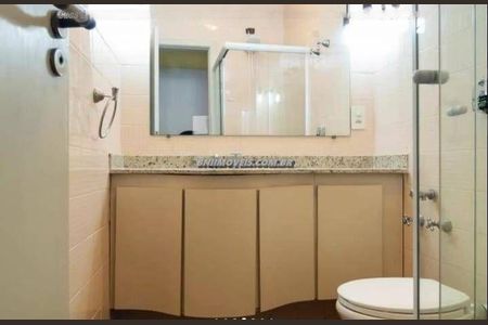 Casa à venda com 4 quartos, 300m² em Vila Cordeiro, São Paulo