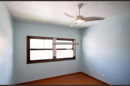 Casa à venda com 4 quartos, 300m² em Vila Cordeiro, São Paulo