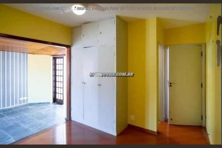 Casa à venda com 4 quartos, 300m² em Vila Cordeiro, São Paulo