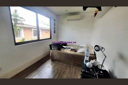 Casa à venda com 6 quartos, 400m² em Sumarezinho, São Paulo