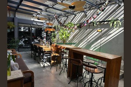 Casa à venda com 250m², 4 quartos e 3 vagas