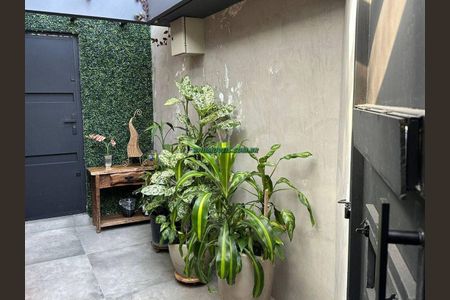 Casa à venda com 250m², 4 quartos e 3 vagas