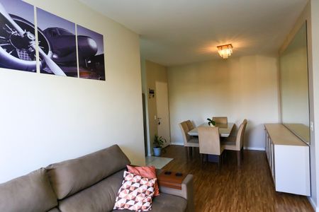 Apartamento para alugar com 65m², 2 quartos e 1 vagaSala