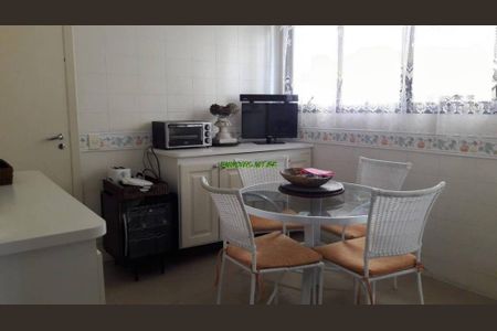 Apartamento à venda com 3 quartos, 250m² em Real Parque, São Paulo
