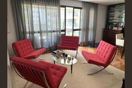 Apartamento à venda com 3 quartos, 192m² em Real Parque, São Paulo