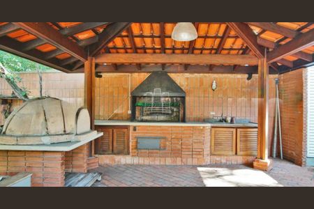 Casa à venda com 4 quartos, 585m² em Alto de Pinheiros, São Paulo