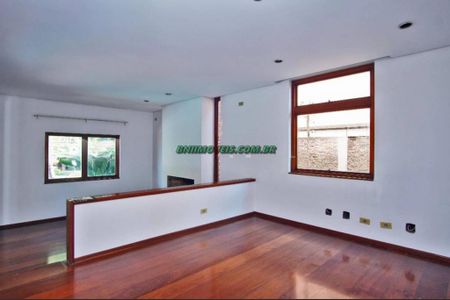 Casa à venda com 4 quartos, 585m² em Alto de Pinheiros, São Paulo