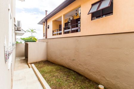 Casa à venda com 460m², 4 quartos e 4 vagasQuintal