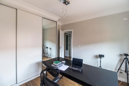 Casa à venda com 460m², 4 quartos e 4 vagasQuarto 3