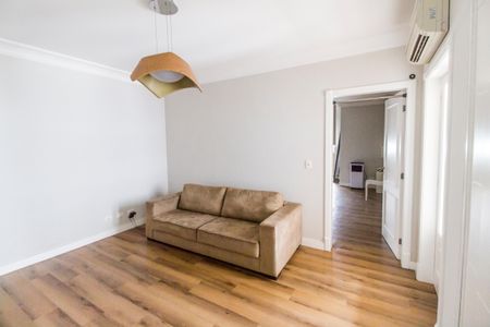 Casa à venda com 460m², 4 quartos e 4 vagasSala 