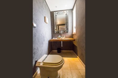 Casa à venda com 460m², 4 quartos e 4 vagasLavabo