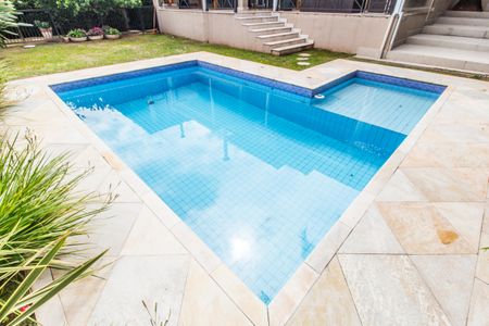 Casa à venda com 460m², 4 quartos e 4 vagasPiscina