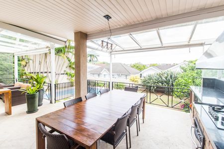 Casa à venda com 460m², 4 quartos e 4 vagasÁrea gourmet