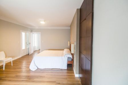 Casa à venda com 460m², 4 quartos e 4 vagasSuíte master