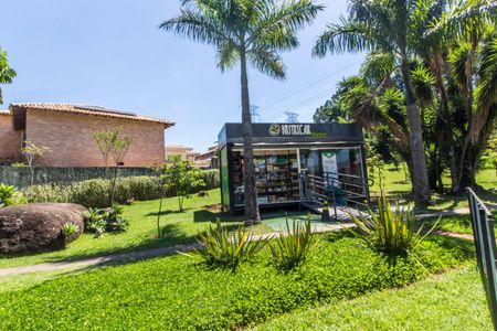 Casa à venda com 460m², 4 quartos e 4 vagasMercado