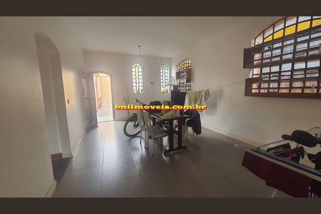 Casa à venda com 4 quartos, 500m² em Jardim Leonor, São Paulo