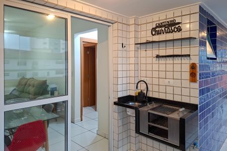 Apartamento para alugar com 75m², 2 quartos e 1 vagaSacada 