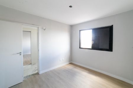 Apartamento à venda com 102m², 3 quartos e 2 vagas Apartamento à venda com 102m², 3 quartos e 2 vagasQuarto 2