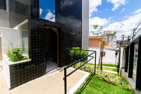 Apartamento à venda com 102m², 3 quartos e 2 vagas Apartamento à venda com 102m², 3 quartos e 2 vagasEntrada