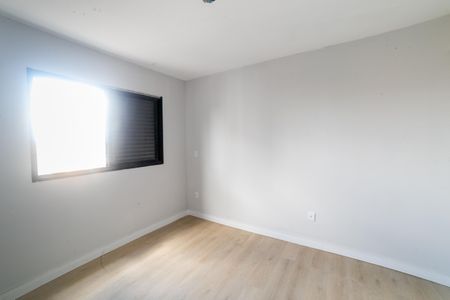 Apartamento à venda com 102m², 3 quartos e 2 vagas Apartamento à venda com 102m², 3 quartos e 2 vagasQuarto 2