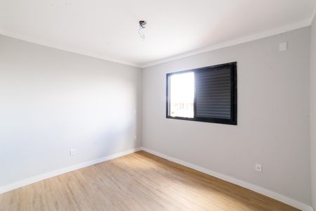 Apartamento à venda com 104m², 3 quartos e 3 vagas Apartamento à venda com 104m², 3 quartos e 3 vagasQuarto 2