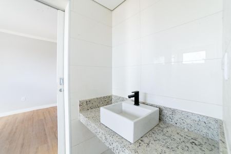 Apartamento à venda com 104m², 3 quartos e 3 vagas Apartamento à venda com 104m², 3 quartos e 3 vagasBanheiro Social