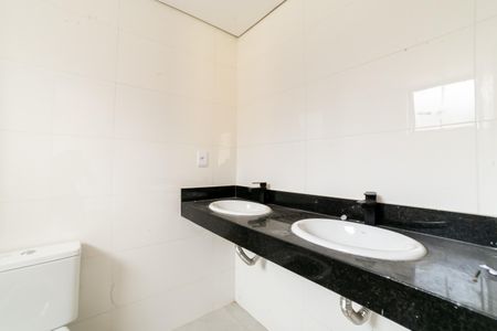 Apartamento à venda com 104m², 3 quartos e 3 vagas Apartamento à venda com 104m², 3 quartos e 3 vagasBanheiro da Suíte