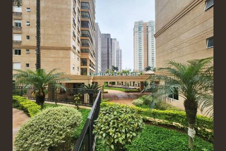 Apartamento à venda com 218m², 4 quartos e 4 vagas