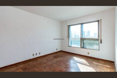 Apartamento à venda com 226m², 3 quartos e 3 vagas