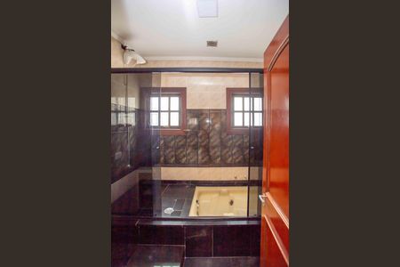 Banheiro da Suíte 1 de casa para alugar com 2 quartos, 100m² em Cidade Ademar, Diadema