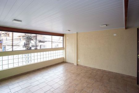 Casa para alugar com 100m², 2 quartos e 1 vagaVaranda