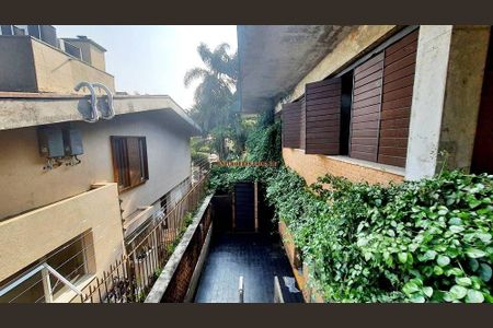 Casa à venda com 650m², 2 quartos e 5 vagas