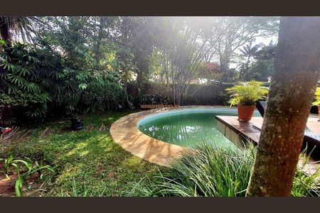 Casa à venda com 650m², 2 quartos e 5 vagas