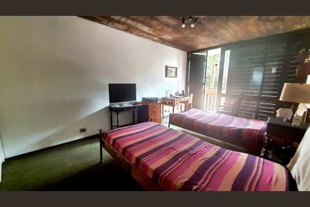 Casa à venda com 650m², 2 quartos e 5 vagas