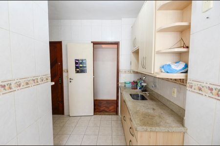 Apartamento para alugar com 80m², 2 quartos e 1 vaga Apartamento para alugar com 80m², 2 quartos e 1 vagaCozinha
